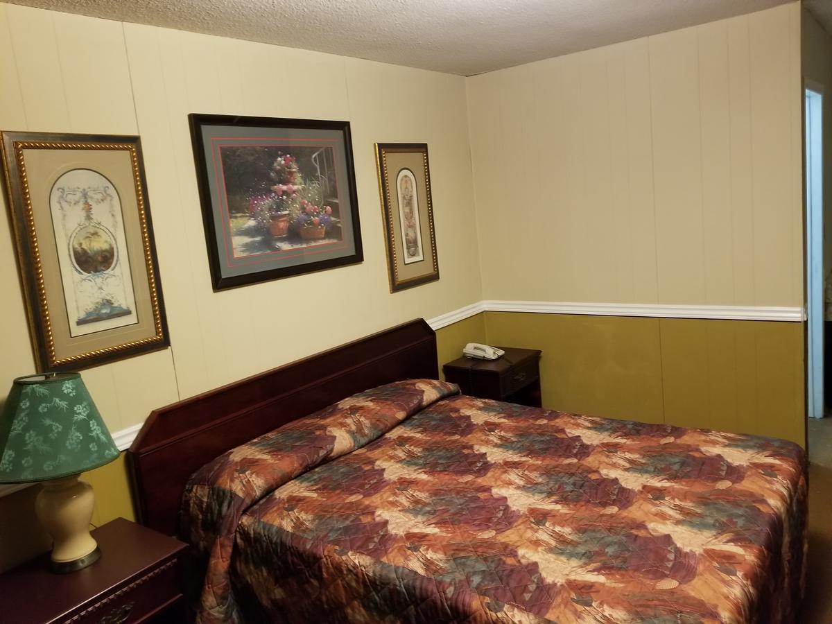 Twin Oaks Motel Orono Dış mekan fotoğraf