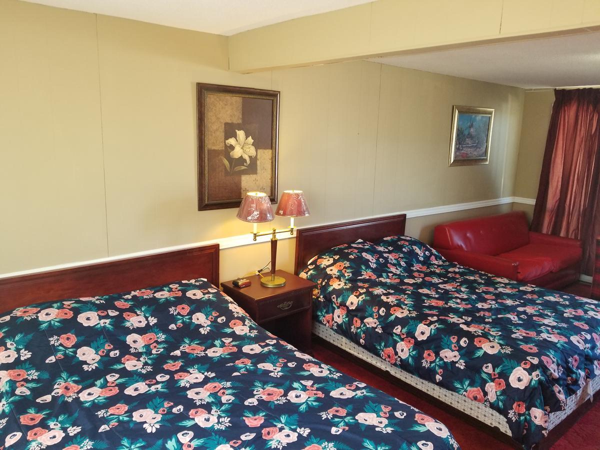 Twin Oaks Motel Orono Dış mekan fotoğraf